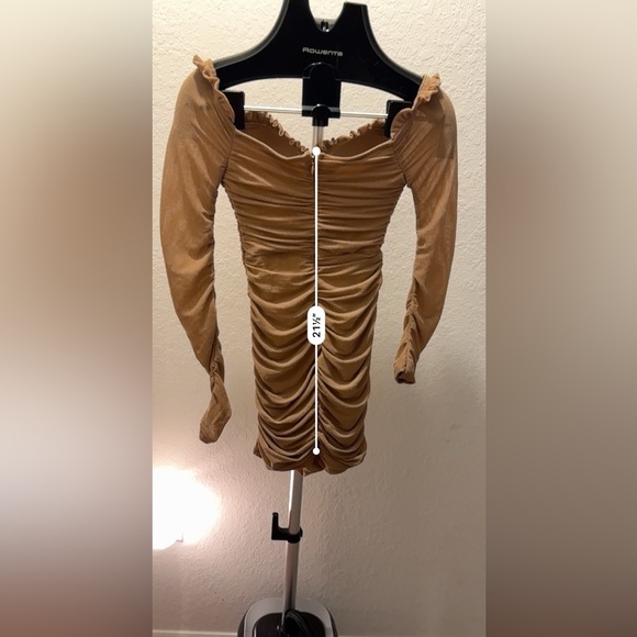 Women's Dresses Off Shoulder Frill Trim Ruched. - Picture 7 of 8